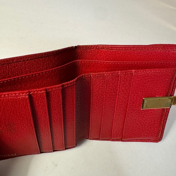 Gucci Red Leather Women's Wallet - Picture 10 of 15